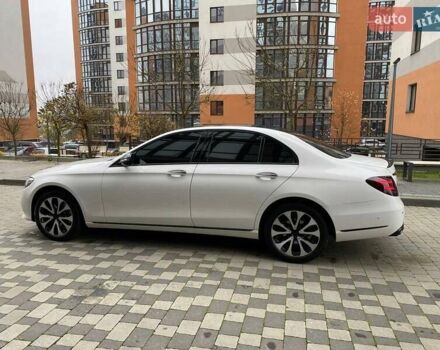 Белый Мерседес Е-Класс, объемом двигателя 2 л и пробегом 213 тыс. км за 29900 $, фото 12 на Automoto.ua