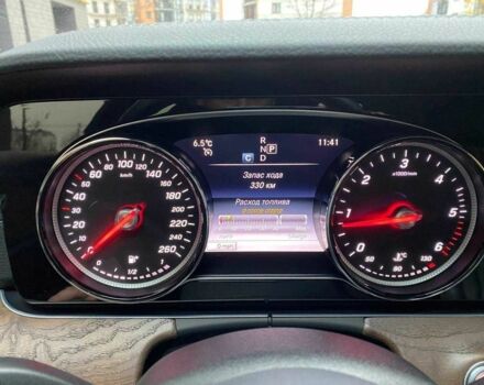 Білий Мерседес Е-Клас, об'ємом двигуна 2 л та пробігом 213 тис. км за 29900 $, фото 9 на Automoto.ua