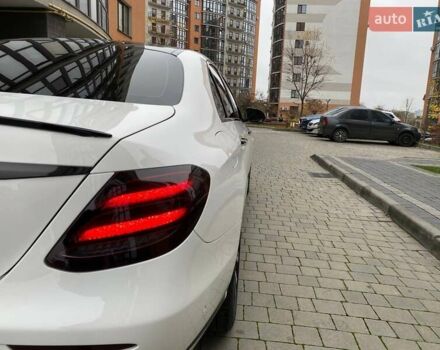 Белый Мерседес Е-Класс, объемом двигателя 2 л и пробегом 213 тыс. км за 29900 $, фото 39 на Automoto.ua