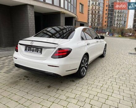 Белый Мерседес Е-Класс, объемом двигателя 2 л и пробегом 213 тыс. км за 29900 $, фото 21 на Automoto.ua