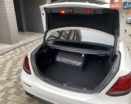 Белый Мерседес Е-Класс, объемом двигателя 2 л и пробегом 213 тыс. км за 29900 $, фото 75 на Automoto.ua