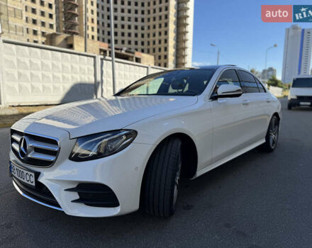 Белый Мерседес Е-Класс, объемом двигателя 1.6 л и пробегом 53 тыс. км за 40500 $, фото 4 на Automoto.ua