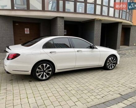Белый Мерседес Е-Класс, объемом двигателя 2 л и пробегом 213 тыс. км за 29900 $, фото 24 на Automoto.ua