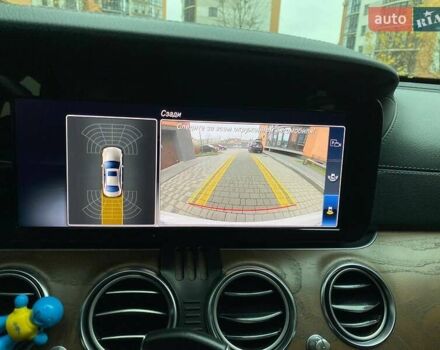 Белый Мерседес Е-Класс, объемом двигателя 2 л и пробегом 213 тыс. км за 29900 $, фото 52 на Automoto.ua