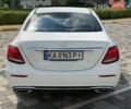 Белый Мерседес Е-Класс, объемом двигателя 1.95 л и пробегом 115 тыс. км за 26500 $, фото 5 на Automoto.ua