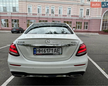 Мерседес Е-Клас 2019 у Одесі на Automoto.ua Білий Мерседес Е-Клас, об'ємом двигуна 1.99 л та пробігом 83 тис. км за 37900 $, фото 8 на Automoto.ua