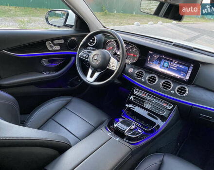 Белый Мерседес Е-Класс, объемом двигателя 2 л и пробегом 109 тыс. км за 33200 $, фото 65 на Automoto.ua