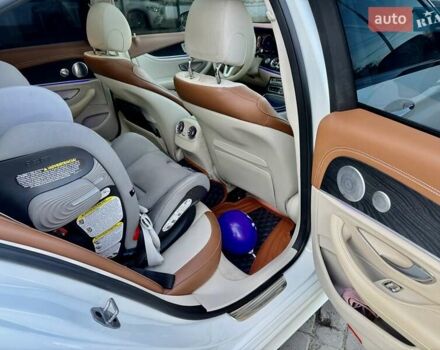 Білий Мерседес Е-Клас, об'ємом двигуна 1.99 л та пробігом 85 тис. км за 45500 $, фото 39 на Automoto.ua