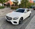 Белый Мерседес Е-Класс, объемом двигателя 2 л и пробегом 109 тыс. км за 33000 $, фото 6 на Automoto.ua