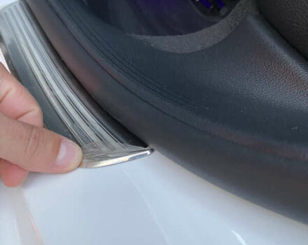 Белый Мерседес Е-Класс, объемом двигателя 2 л и пробегом 109 тыс. км за 33000 $, фото 82 на Automoto.ua