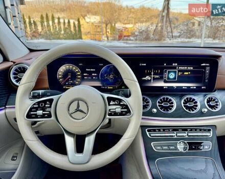 Білий Мерседес Е-Клас, об'ємом двигуна 1.99 л та пробігом 85 тис. км за 45500 $, фото 44 на Automoto.ua