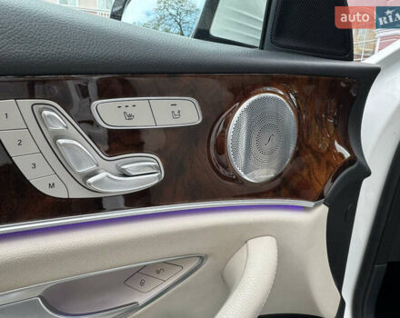 Мерседес Е-Клас 2019 у Одесі на Automoto.ua Білий Мерседес Е-Клас, об'ємом двигуна 1.99 л та пробігом 83 тис. км за 37900 $, фото 16 на Automoto.ua
