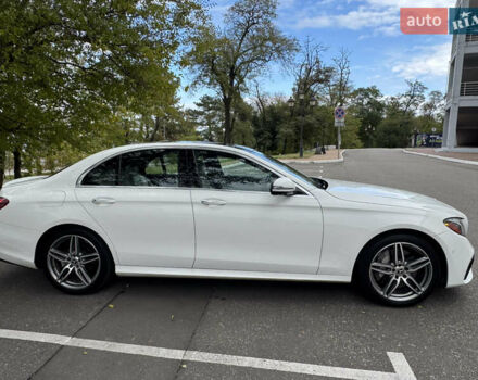 Мерседес Е-Клас 2019 у Одесі на Automoto.ua Білий Мерседес Е-Клас, об'ємом двигуна 1.99 л та пробігом 83 тис. км за 37900 $, фото 3 на Automoto.ua