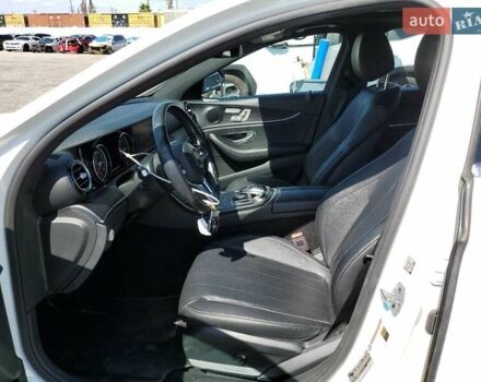 Мерседес Е-Класс 2019 в Львове на Automoto.ua Белый Мерседес Е-Класс, объемом двигателя 1.99 л и пробегом 85 тыс. км за 11000 $, фото 6 на Automoto.ua