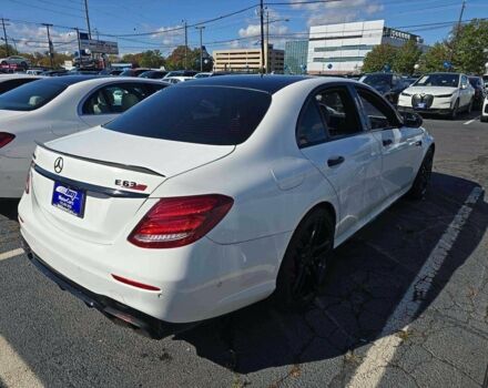 Білий Мерседес Е-Клас, об'ємом двигуна 0 л та пробігом 40 тис. км за 14000 $, фото 2 на Automoto.ua