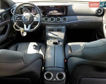 Мерседес Е-Класс 2019 в Львове на Automoto.ua Белый Мерседес Е-Класс, объемом двигателя 1.99 л и пробегом 85 тыс. км за 11000 $, фото 7 на Automoto.ua
