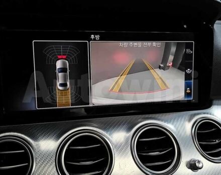 Белый Мерседес Е-Класс, объемом двигателя 0 л и пробегом 62 тыс. км за 20514 $, фото 10 на Automoto.ua