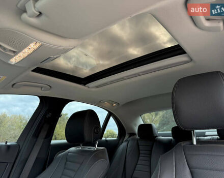 Белый Мерседес Е-Класс, объемом двигателя 1.99 л и пробегом 64 тыс. км за 44999 $, фото 104 на Automoto.ua