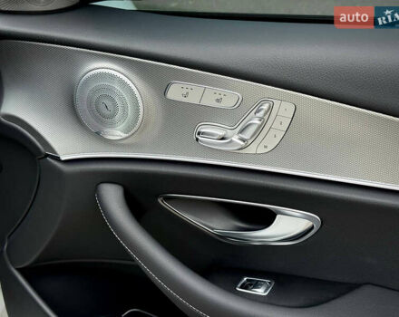 Белый Мерседес Е-Класс, объемом двигателя 1.99 л и пробегом 64 тыс. км за 44999 $, фото 67 на Automoto.ua