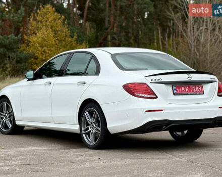 Белый Мерседес Е-Класс, объемом двигателя 1.99 л и пробегом 64 тыс. км за 44999 $, фото 51 на Automoto.ua
