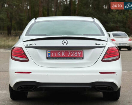 Белый Мерседес Е-Класс, объемом двигателя 1.99 л и пробегом 64 тыс. км за 44999 $, фото 43 на Automoto.ua