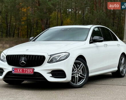 Белый Мерседес Е-Класс, объемом двигателя 1.99 л и пробегом 64 тыс. км за 45500 $, фото 3 на Automoto.ua