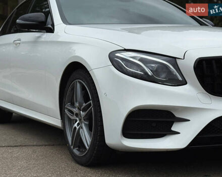 Белый Мерседес Е-Класс, объемом двигателя 1.99 л и пробегом 64 тыс. км за 44999 $, фото 27 на Automoto.ua