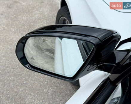 Белый Мерседес Е-Класс, объемом двигателя 1.99 л и пробегом 64 тыс. км за 45500 $, фото 57 на Automoto.ua