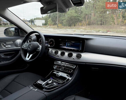 Белый Мерседес Е-Класс, объемом двигателя 1.99 л и пробегом 64 тыс. км за 45500 $, фото 85 на Automoto.ua