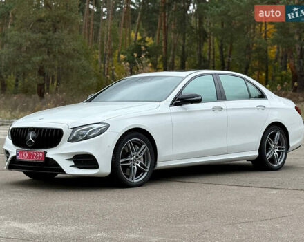 Белый Мерседес Е-Класс, объемом двигателя 1.99 л и пробегом 64 тыс. км за 44999 $, фото 10 на Automoto.ua