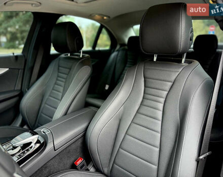 Белый Мерседес Е-Класс, объемом двигателя 1.99 л и пробегом 64 тыс. км за 45500 $, фото 58 на Automoto.ua