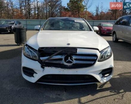 Белый Мерседес Е-Класс, объемом двигателя 1.99 л и пробегом 85 тыс. км за 24500 $, фото 5 на Automoto.ua