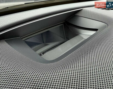 Белый Мерседес Е-Класс, объемом двигателя 1.99 л и пробегом 64 тыс. км за 44999 $, фото 105 на Automoto.ua