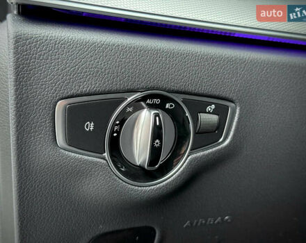 Белый Мерседес Е-Класс, объемом двигателя 1.99 л и пробегом 64 тыс. км за 44999 $, фото 87 на Automoto.ua