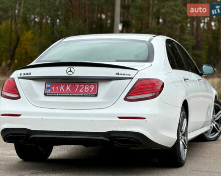 Белый Мерседес Е-Класс, объемом двигателя 1.99 л и пробегом 64 тыс. км за 45500 $, фото 38 на Automoto.ua