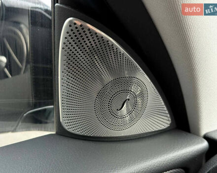 Белый Мерседес Е-Класс, объемом двигателя 1.99 л и пробегом 64 тыс. км за 45500 $, фото 100 на Automoto.ua