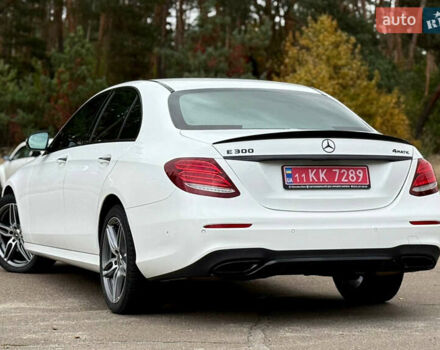 Белый Мерседес Е-Класс, объемом двигателя 1.99 л и пробегом 64 тыс. км за 45500 $, фото 49 на Automoto.ua