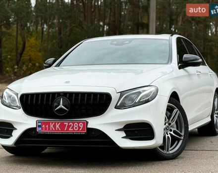 Белый Мерседес Е-Класс, объемом двигателя 1.99 л и пробегом 64 тыс. км за 45500 $, фото 7 на Automoto.ua