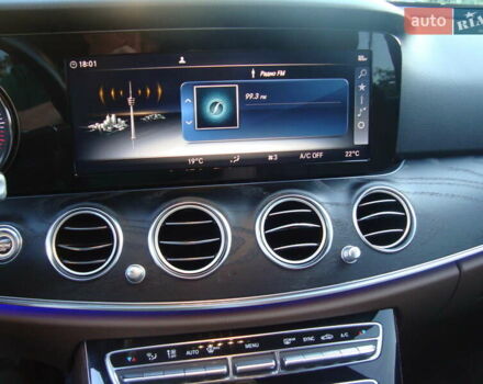 Белый Мерседес Е-Класс, объемом двигателя 2 л и пробегом 120 тыс. км за 33400 $, фото 28 на Automoto.ua