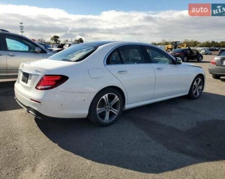 Белый Мерседес Е-Класс, объемом двигателя 1.99 л и пробегом 85 тыс. км за 24500 $, фото 3 на Automoto.ua