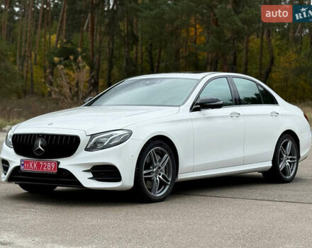 Белый Мерседес Е-Класс, объемом двигателя 1.99 л и пробегом 64 тыс. км за 44999 $, фото 9 на Automoto.ua
