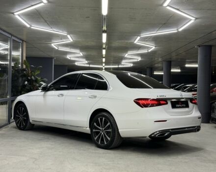 Белый Мерседес Е-Класс, объемом двигателя 2 л и пробегом 23 тыс. км за 55000 $, фото 14 на Automoto.ua