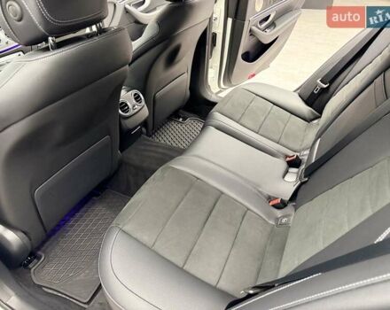 Белый Мерседес Е-Класс, объемом двигателя 1.95 л и пробегом 75 тыс. км за 52999 $, фото 32 на Automoto.ua