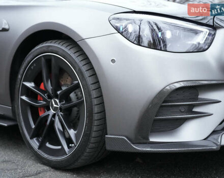 Белый Мерседес Е-Класс, объемом двигателя 3 л и пробегом 46 тыс. км за 93333 $, фото 22 на Automoto.ua