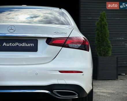 Белый Мерседес Е-Класс, объемом двигателя 3 л и пробегом 20 тыс. км за 55555 $, фото 13 на Automoto.ua
