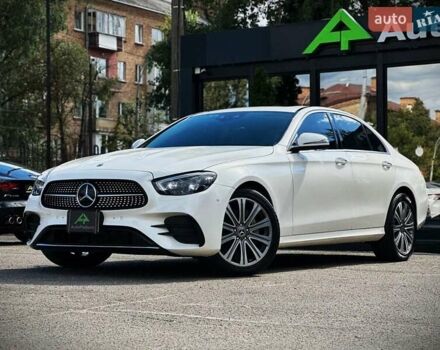 Белый Мерседес Е-Класс, объемом двигателя 3 л и пробегом 20 тыс. км за 55555 $, фото 4 на Automoto.ua