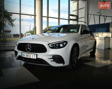 Мерседес Е-Класс 2022 в Ровно на Automoto.ua Белый Мерседес Е-Класс, объемом двигателя 1.99 л и пробегом 37 тыс. км за 47500 $, фото 8 на Automoto.ua