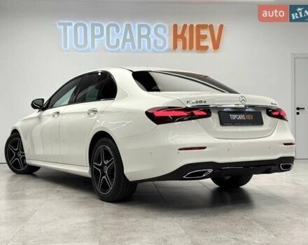 Белый Мерседес Е-Класс, объемом двигателя 1.95 л и пробегом 75 тыс. км за 52999 $, фото 13 на Automoto.ua