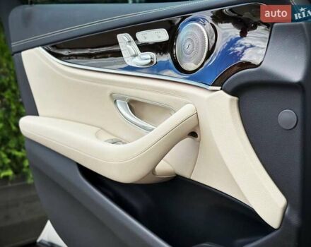 Белый Мерседес Е-Класс, объемом двигателя 3 л и пробегом 20 тыс. км за 55555 $, фото 22 на Automoto.ua