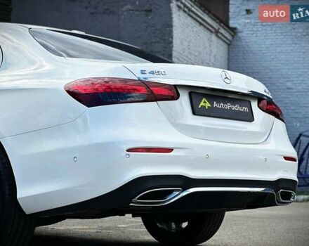 Белый Мерседес Е-Класс, объемом двигателя 3 л и пробегом 20 тыс. км за 55555 $, фото 16 на Automoto.ua